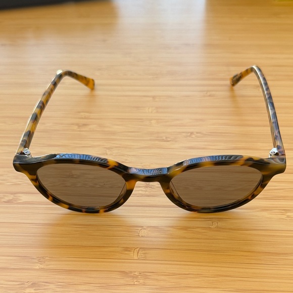 Madewell Tortoise Shell Rounded Sunglasses - Picture 3 of 5